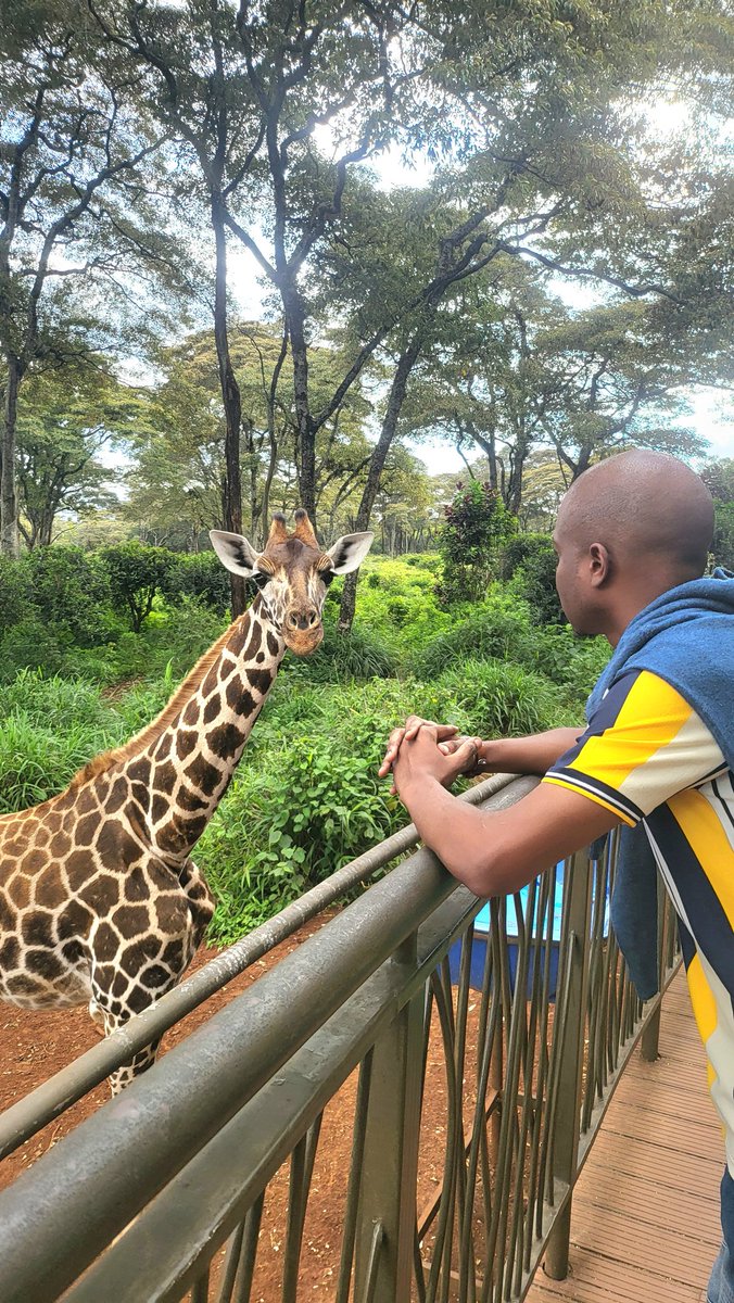 Un moment de communion avec toutes les créatures pour louer le créateur de toute chose.

Fait à Nairobi le 19 avril 2025.