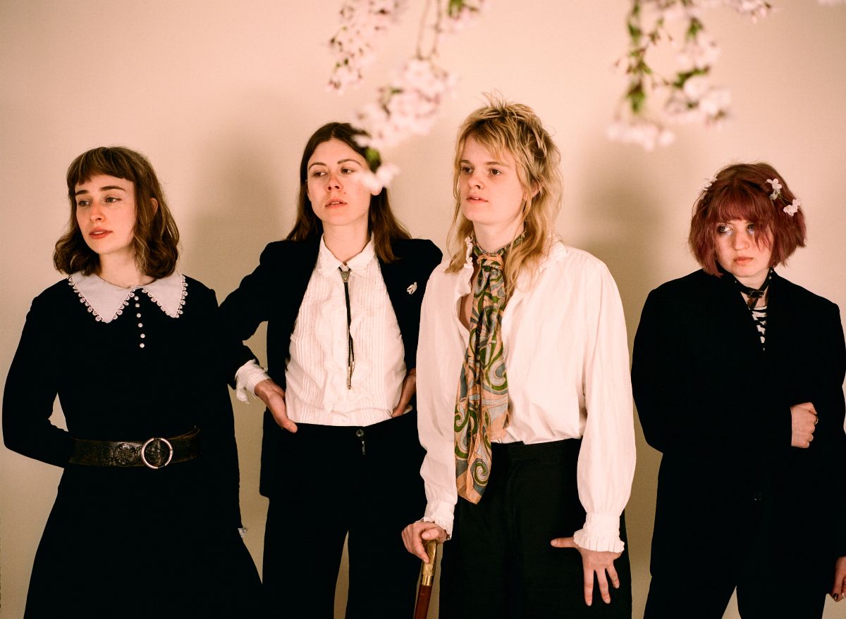 Listen With Monger (@listenwivmonger) on Twitter photo Visceral punk from The New Eves on their single 'Highway Man' out now via <a href="/transgressiveHQ/">Transgressive</a> and <a href="/STAYGOLDENPR/">Jodie Banaszkiewicz</a> : listenwithmonger.blogspot.com/2025/04/the-ne… Visceral punk from The New Eves on their single 'Highway Man' out now via <a href="/transgressiveHQ/">Transgressive</a> and <a href="/STAYGOLDENPR/">Jodie Banaszkiewicz</a> : listenwithmonger.blogspot.com/2025/04/the-ne…