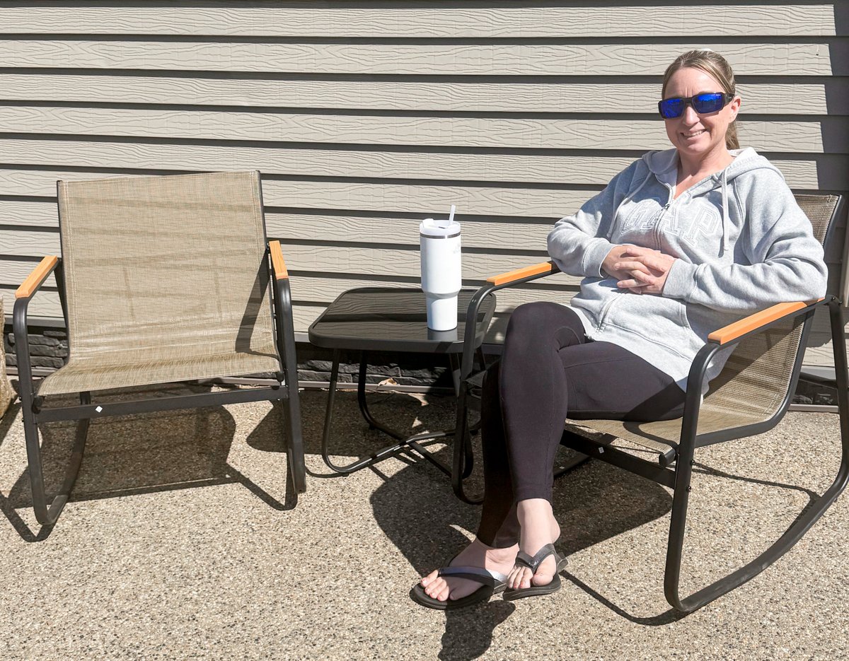 EmilyReviewsCom's tweet photo. Check out @Songmics_us awesome 3-piece patio set! We're sharing a review PLUS giveaway on this spring/summer MUST HAVE! #giveaway #sweeps #sweepstakes #patioset #patio #deck #furniture #relax #songmics https://t.co/4yJhgYjssR https://t.co/sm6ahIZyqh