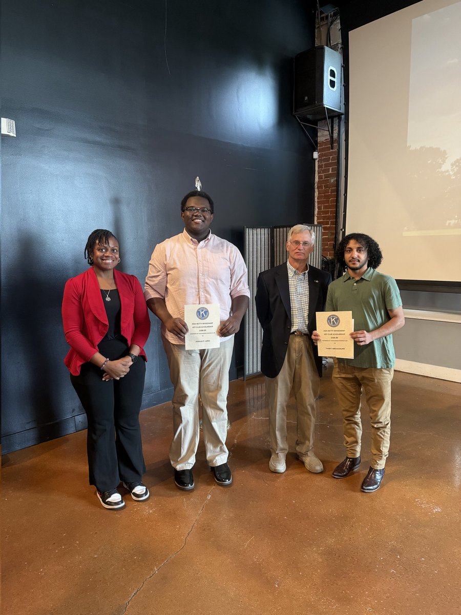 Congrats to our Key Club members Joshua Long and Thadbit Abdulsalam who received scholarships from the Tuscaloosa Kiwanis Club for their excellence in academics &amp; service. They will receive the Distiguished Medal for having our 1000 hours of community service! #WeAreCentral