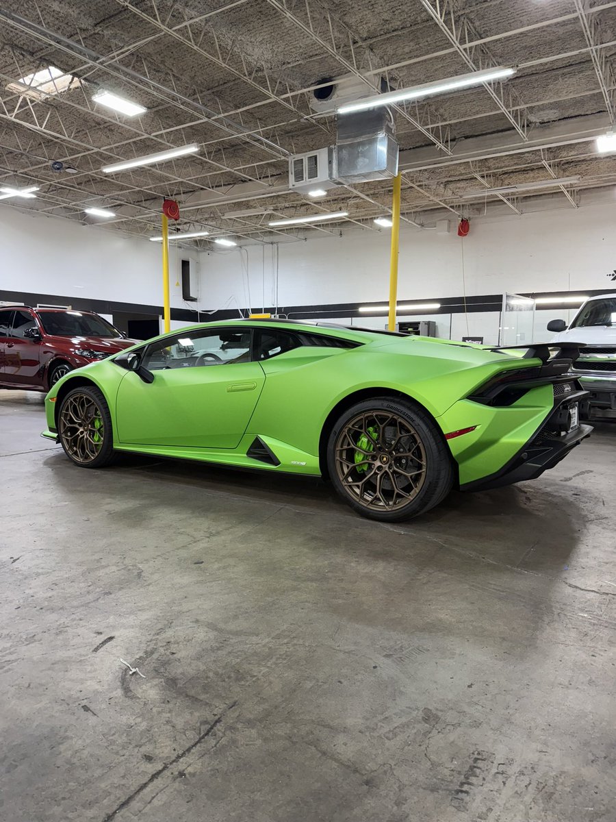 Kenkoy10's tweet photo. If anyone need PPF(Paint Protection Film) let me know. Can also do paint corrections and ceramic coatings aswell. https://t.co/YL1v9U0YH2