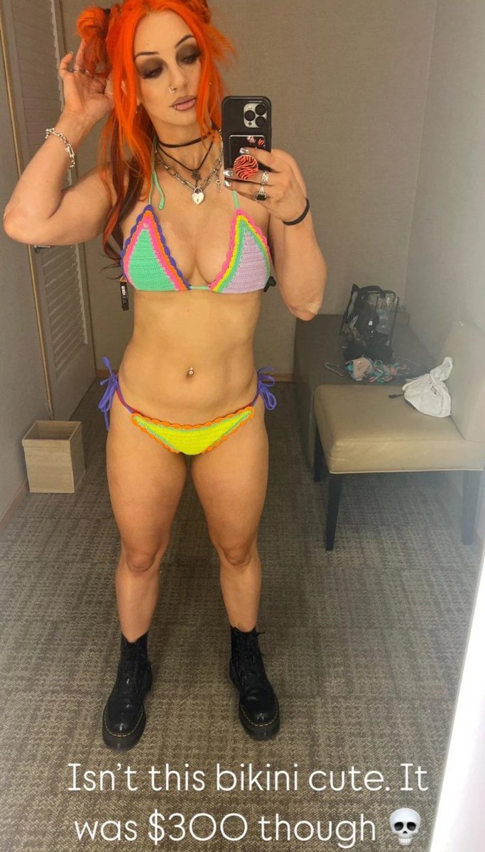 zoevianola's tweet image. 