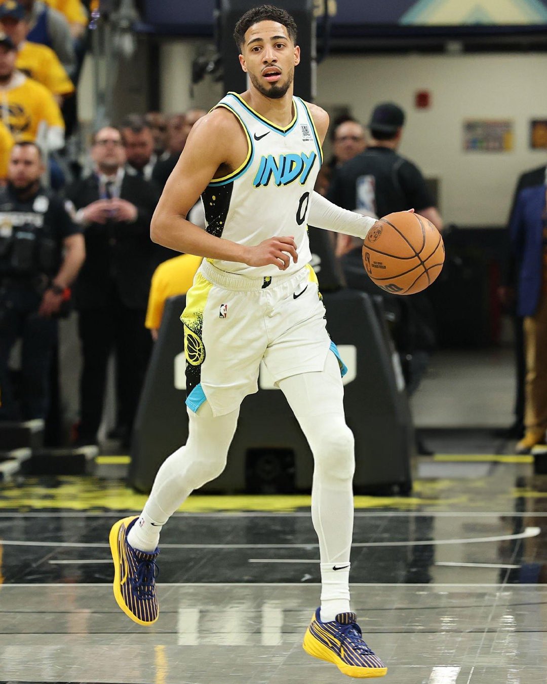 シューズ(男性用) All-Pro Nitro Indiana Pacers Pinstripes PUMA & Tyrese Haliburton Introduce the All-Pro NITRO Pinstripes