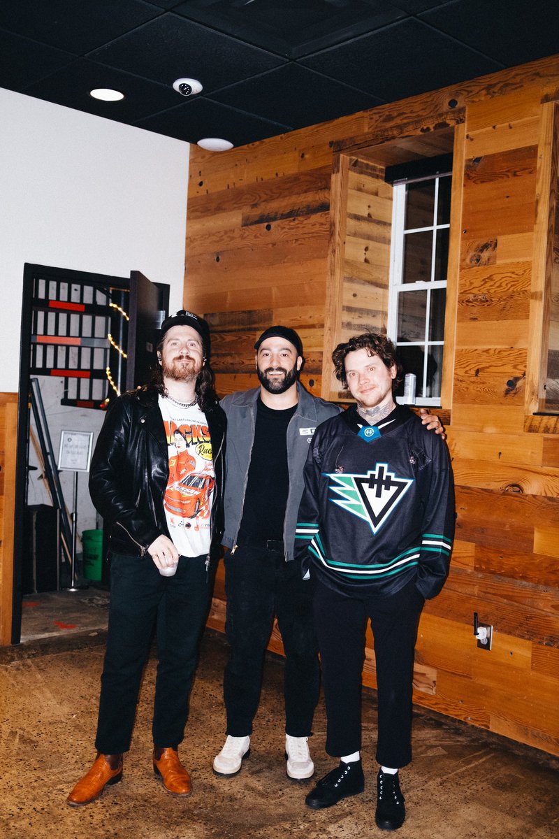 <a href="/Erra_Band/">ERRA</a> <a href="/kingdomofgiants/">𝐊𝐈𝐍𝐆𝐃𝐎𝐌 𝐎𝐅 𝐆𝐈𝐀𝐍𝐓𝐒 (NEW EP OUT NOW)</a> <a href="/acresuk/">Acres</a> <a href="/BryanKirks/">Bryan</a> All smiles 😊