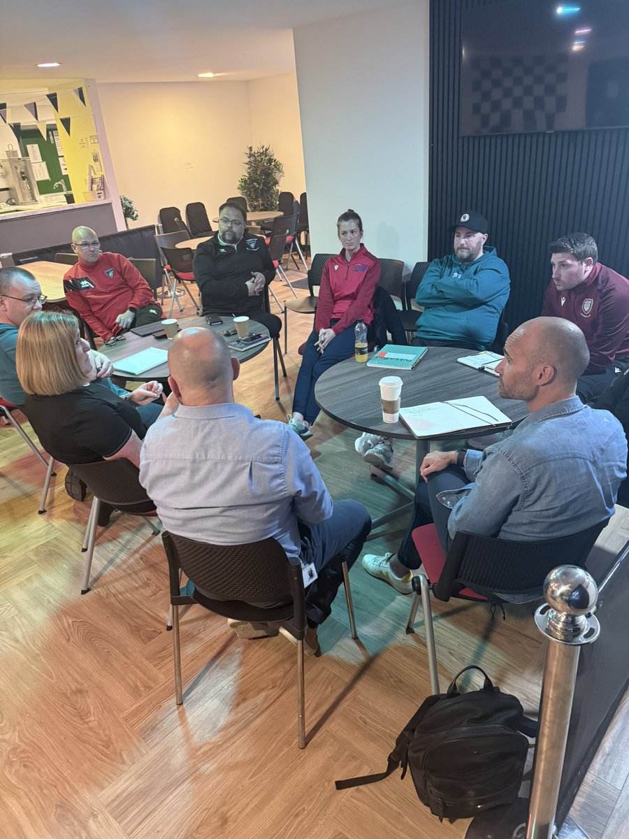 Great to get back round the table with clubs tonight to discuss the girls and women’s game. Lots of great ideas from the clubs and networking ⚽️⚽️⚽️