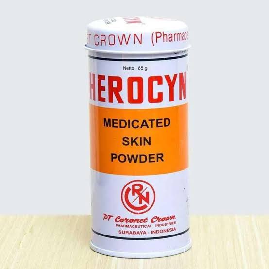 peliharaandaddy's tweet photo. Instead of bedak MBK, cobain bedak Herocyn deh. Rill ampuh banget👍 Plus poin, ada sensasi adem di ketek https://t.co/9NnQnqXicU