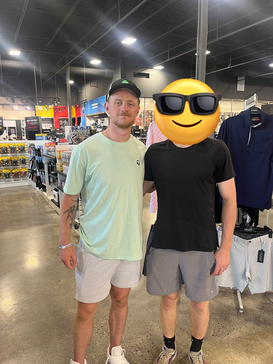 Michael Hawk, OU Rush Consultant tweet media