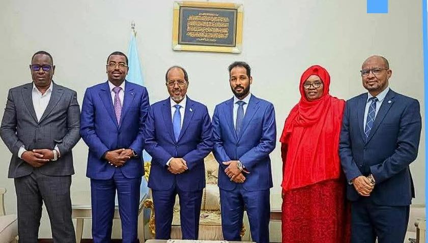 rahmaabgaal's tweet photo. A high-level sports delegation from Djibouti arrived in Mogadishu to boost football cooperation with support from FIFA and CAF — a move that could open big doors for football development in Somalia! ⚽️🤝✨
#FootballForDevelopment #SomaliaDjibouti #FIFA #CAF #YouthEmpowerment https://t.co/R3G6XvZeg1