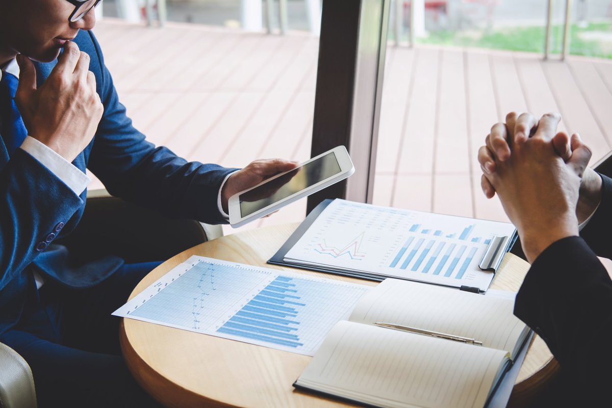 🚨 The SEC awarded $6M to joint whistleblowers whose tip launched an exam &amp; led to an enforcement action.

Timely, credible info = big impact 💼💰
Details 👉 hubs.li/Q03jb1Tk0

#SEC #Whistleblower #Compliance #Enforcement #Regulation