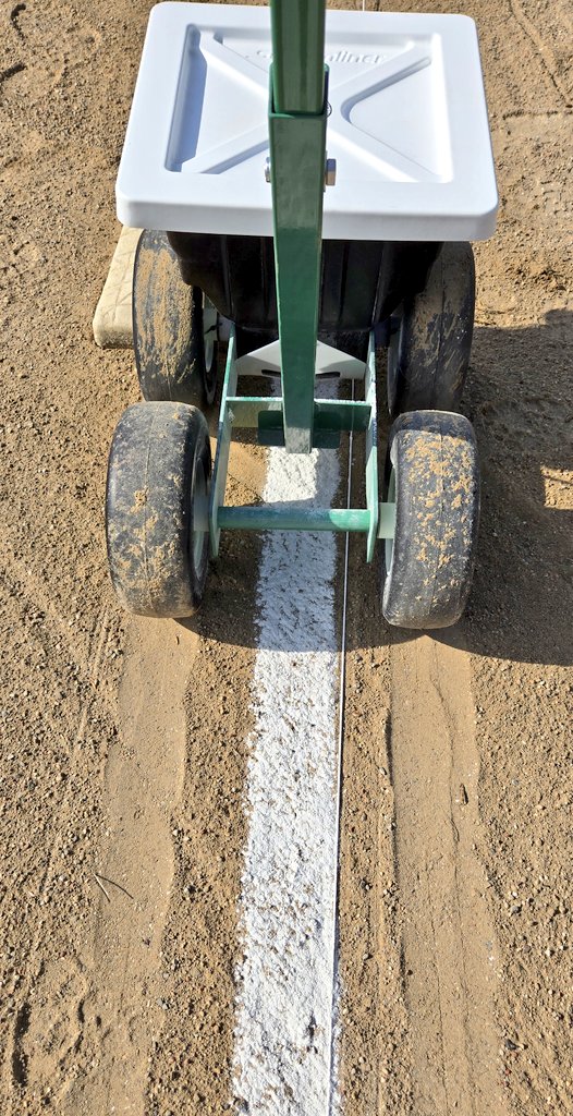 I am really impressed by <a href="/beaconathletics/">Beacon Athletics</a> Streamliner 354 line chalker. Smooth operation, quality line with reduced use of material.