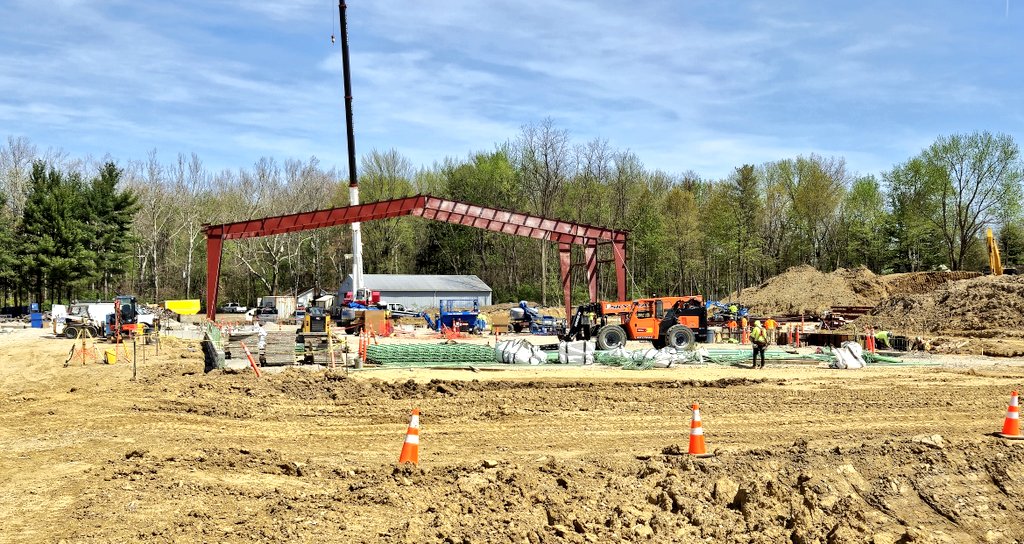 Major progress on the New Parks and Service Facility, the start of steel election on the dry conditioned building.  Underground plumbing starting in the administrative area and other major site work continues.