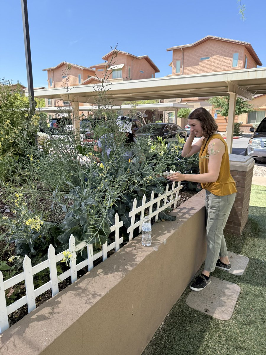 Caring for the Earth and each other 💚 Happy Earth Day from our community to yours! 🌎🌱🏡

#EarthDayEveryDay #communitygarden