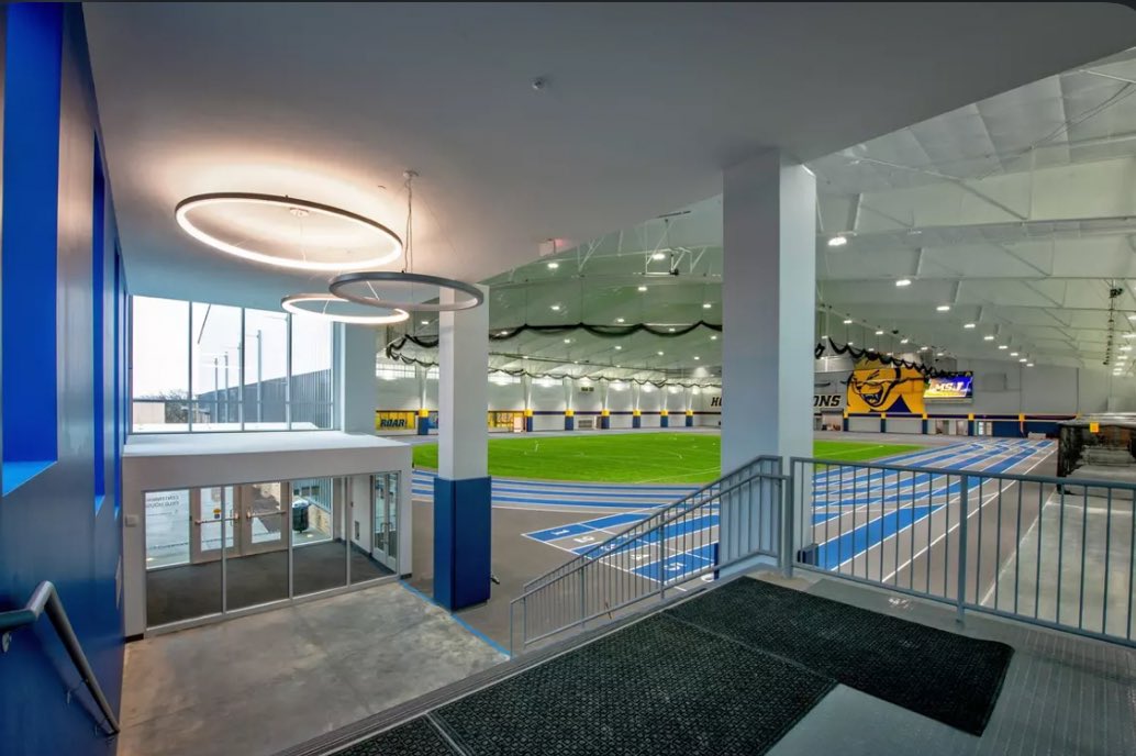 WOW‼️ AGTG‼️ After a Wonderful Conversation with Coach Coko, I Am Blessed To Have Received Another Offer From MSJU🦁‼️
#DefendTheMount25 #GodsPlan #TheProcess