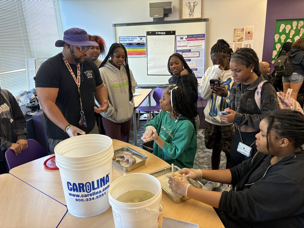 Grace James Explore Pathways (@exploregmj) on Twitter photo A special shout out to our HS Biomedical teacher, Ms. Mack. She couldn’t be with us for showcase today, but her students knocked it out of the park, they did an amazing job highlighting their learning for our current 8th graders. <a href="/STEAM_GEMS/">Grace M. James Academy of Excellence</a> #onecrownonesisterhood A special shout out to our HS Biomedical teacher, Ms. Mack. She couldn’t be with us for showcase today, but her students knocked it out of the park, they did an amazing job highlighting their learning for our current 8th graders. <a href="/STEAM_GEMS/">Grace M. James Academy of Excellence</a> #onecrownonesisterhood