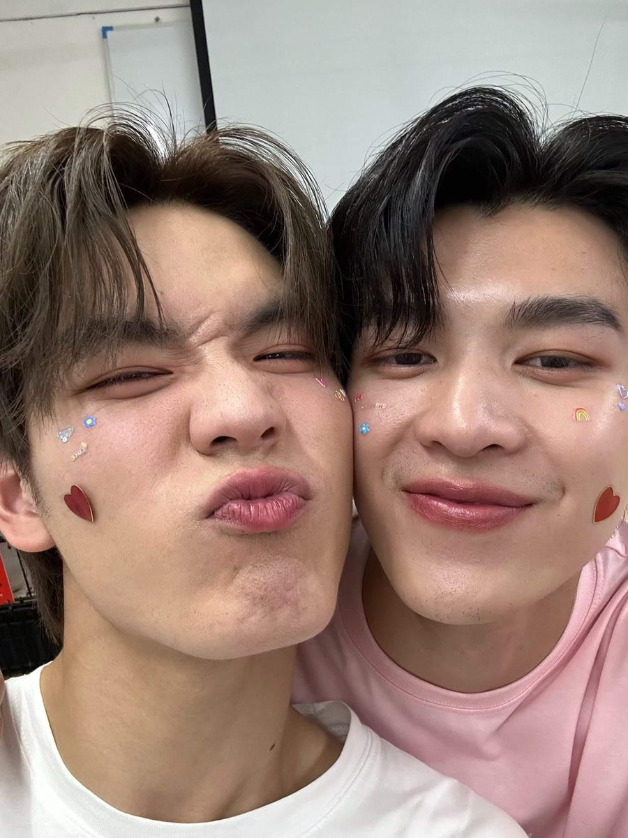 86_num's tweet image. รักแกร2คนมากและตลอดไปยังรและดูความสำเร็จแกรนะและยังคงรักมากๆ💓🐼💓🐺
#MEENPINGnowandforever 
#Meennicha8 #PingKrittanun 
#Area86