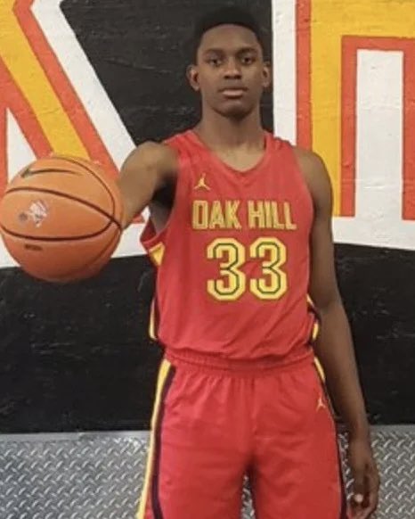 Butler Basketball Guru (@butlerguru) on Twitter photo Fun fact:
Drayton “Diesel” Jones (<a href="/DraytonDiesel/">Drayton “Diesel” Jones</a>) will be the 2nd Oak Hill graduate to play at Butler
Who was the 1st? None other than Tyler Lewis (<a href="/ty1ewis/">Tyler Lewis</a>)
#DawgsOnly Fun fact:
Drayton “Diesel” Jones (<a href="/DraytonDiesel/">Drayton “Diesel” Jones</a>) will be the 2nd Oak Hill graduate to play at Butler
Who was the 1st? None other than Tyler Lewis (<a href="/ty1ewis/">Tyler Lewis</a>)
#DawgsOnly