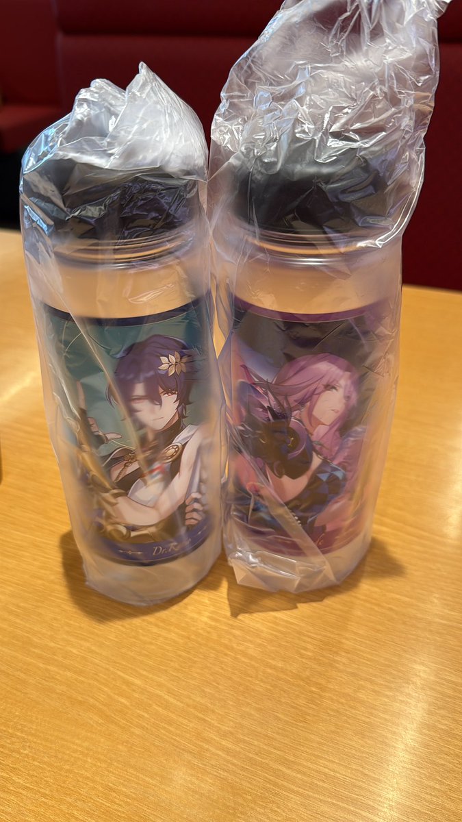 maimai3468's tweet photo. 交換】 スシロー 崩壊スターレイルコラボ コラボボトル

【譲】ジェイド×2・Dr.レイシオ
【求】アベンチュリン

ピンポイントで大変難しいとは思いますが、よろしくお願いいたします。

現在、行田店におりますので直接交換or郵送希望です。 https://t.co/u8obnuuxQR