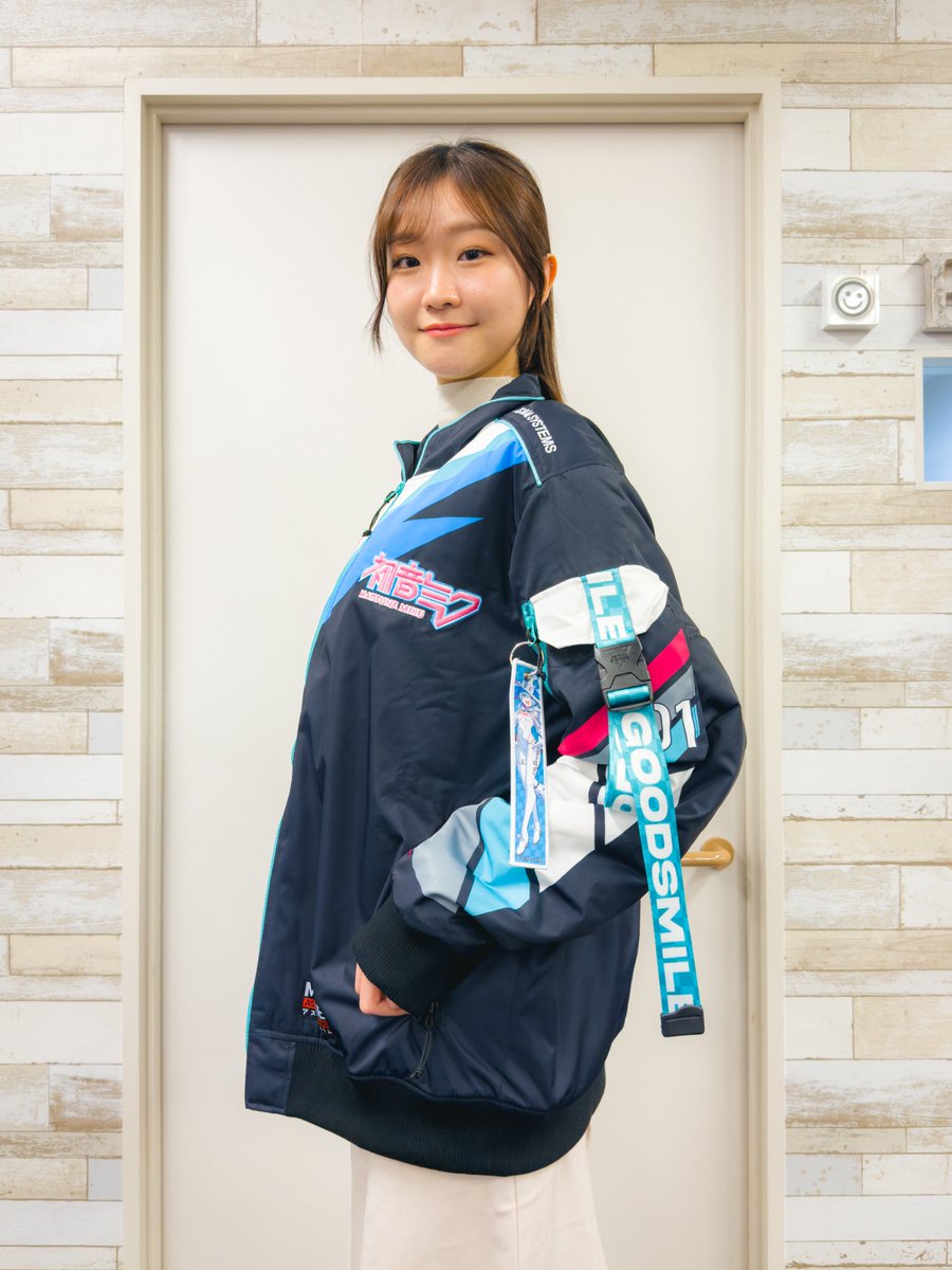 M.Rage x Racing Miku 2024 Ver. Racing Jacket (Full) の販売ページ