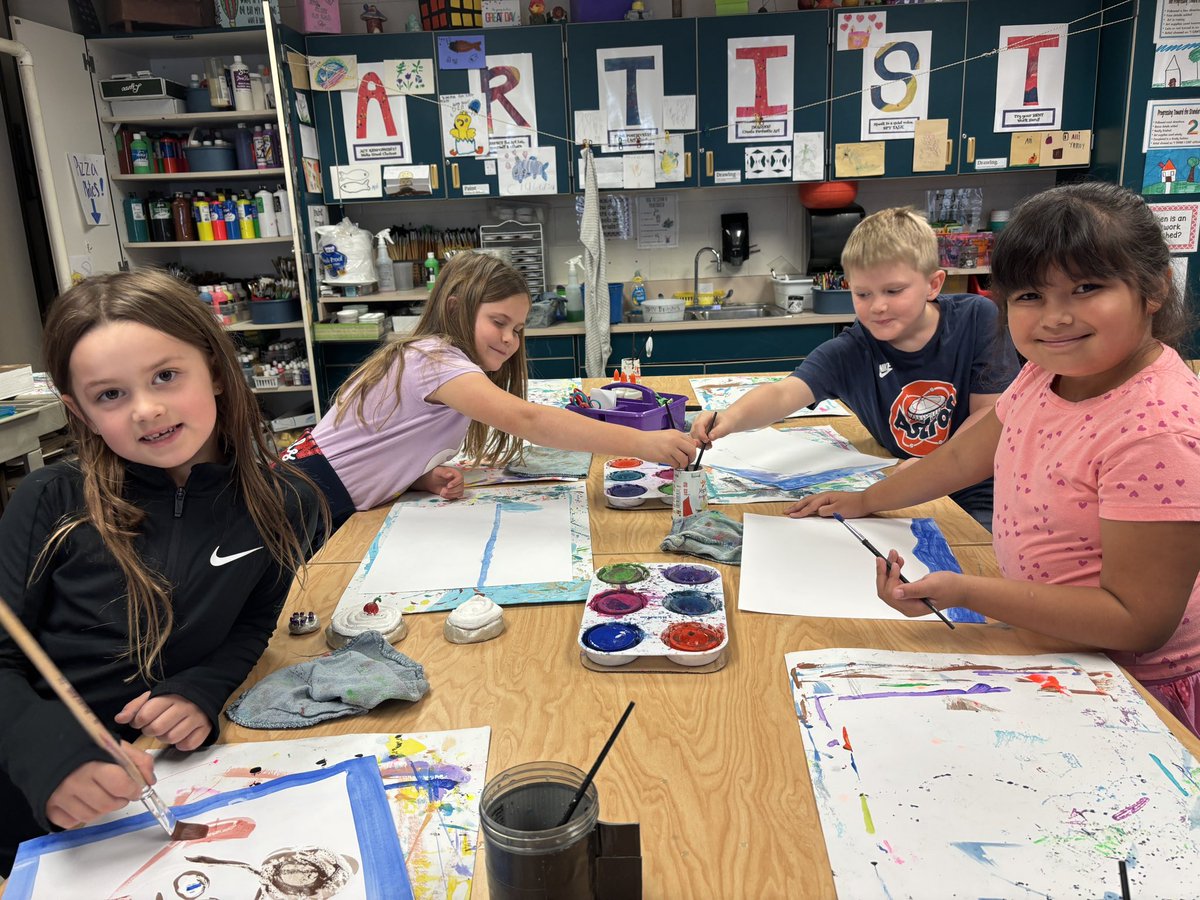 Reward Day for Ms. Boudreaux’s Golden Paintbrush winners. Open Studio Choices #AdventuresintheArtLab #IgniteYourCreativity #HumbleISDArtists <a href="/HumbleISD_WCE/">Willow Creek Elem</a> <a href="/VisualArtHumble/">Humble ISD Visual Arts</a> <a href="/HumbleISD_Arts/">Humble ISD Fine Arts</a>