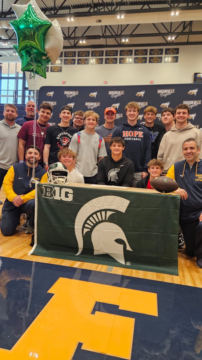 Hudsonville Football tweet media