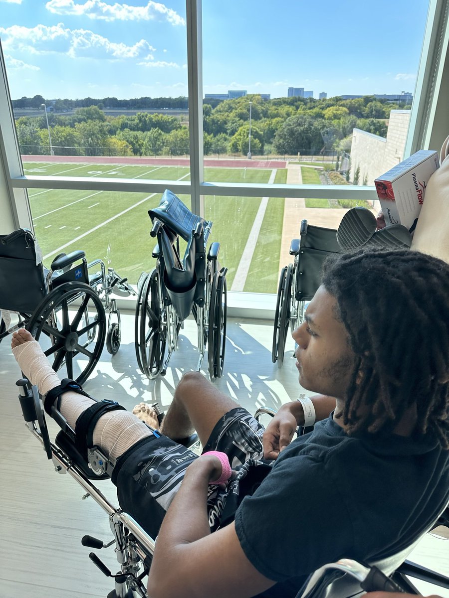 John Williams (@johnwil362021) on Twitter photo BLESSED <a href="/xlv_jayson/">Jayson Williams.</a> went through it all injured ECT but you had a TRUE KING in JESUS and a SUPER MOM!!! <a href="/trw1624/">Tonya Williams</a> And a Great support team children’s hospital <a href="/emersonmavATs/">Emerson Athletic Training</a>
<a href="/EHSMavsFB/">EmersonFB</a>
<a href="/EHSMavs_TrackXC/">Emerson High School Girls XC / Track & Field</a> and YOUR BACK! AUSTIN STATE TRACK MEET!!! We COMING ONE MORE MOVE!! 🥇🙏🏾 BLESSED <a href="/xlv_jayson/">Jayson Williams.</a> went through it all injured ECT but you had a TRUE KING in JESUS and a SUPER MOM!!! <a href="/trw1624/">Tonya Williams</a> And a Great support team children’s hospital <a href="/emersonmavATs/">Emerson Athletic Training</a>
<a href="/EHSMavsFB/">EmersonFB</a>
<a href="/EHSMavs_TrackXC/">Emerson High School Girls XC / Track & Field</a> and YOUR BACK! AUSTIN STATE TRACK MEET!!! We COMING ONE MORE MOVE!! 🥇🙏🏾
