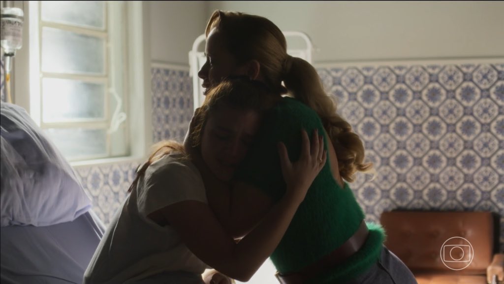 yeahitisbea's tweet image. ESSE PARALELO!!!!!
#GarotaDoMomento #ADI