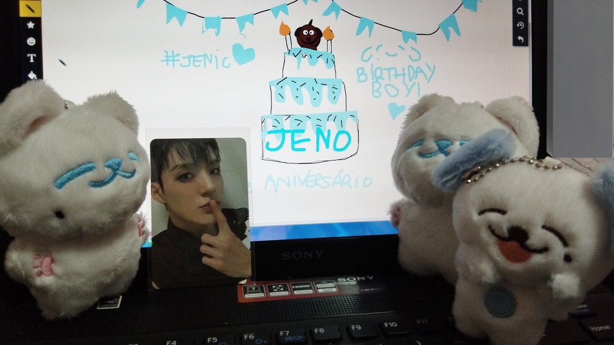 chewingao's tweet photo. aq comemorando o aniversário do jeno mais conhecido cm amor da mnh vida tlg te amo mn é nois p smp amor eterno 🩵 #jenoday https://t.co/qxmOs6OZOu