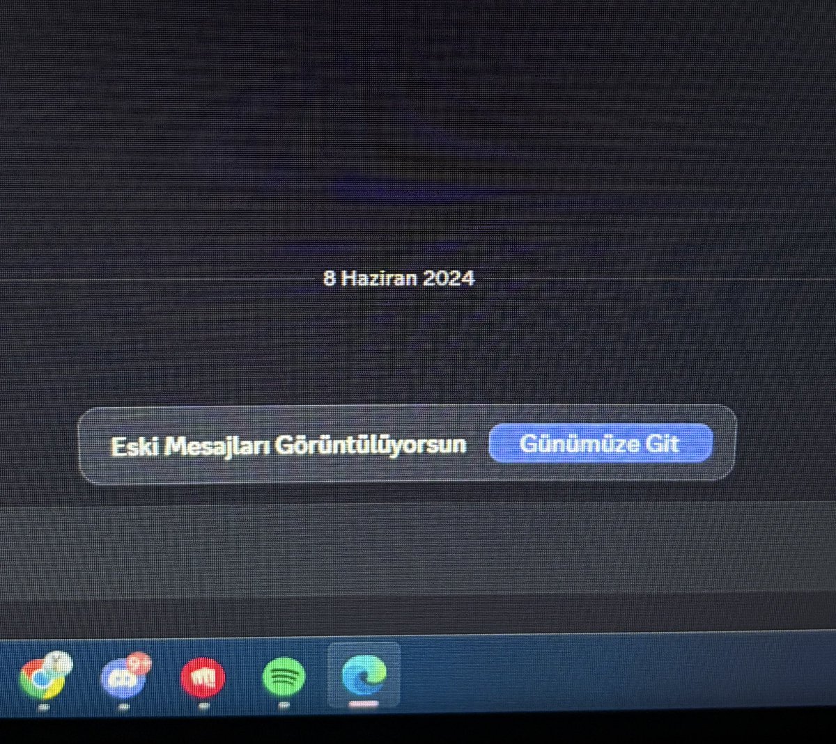 Eski mesajlara bakarken şunun gelmesi ve günümüz mesajlarının olmaması.. Discord çok can yaktın gece gece çok… 😭🥲