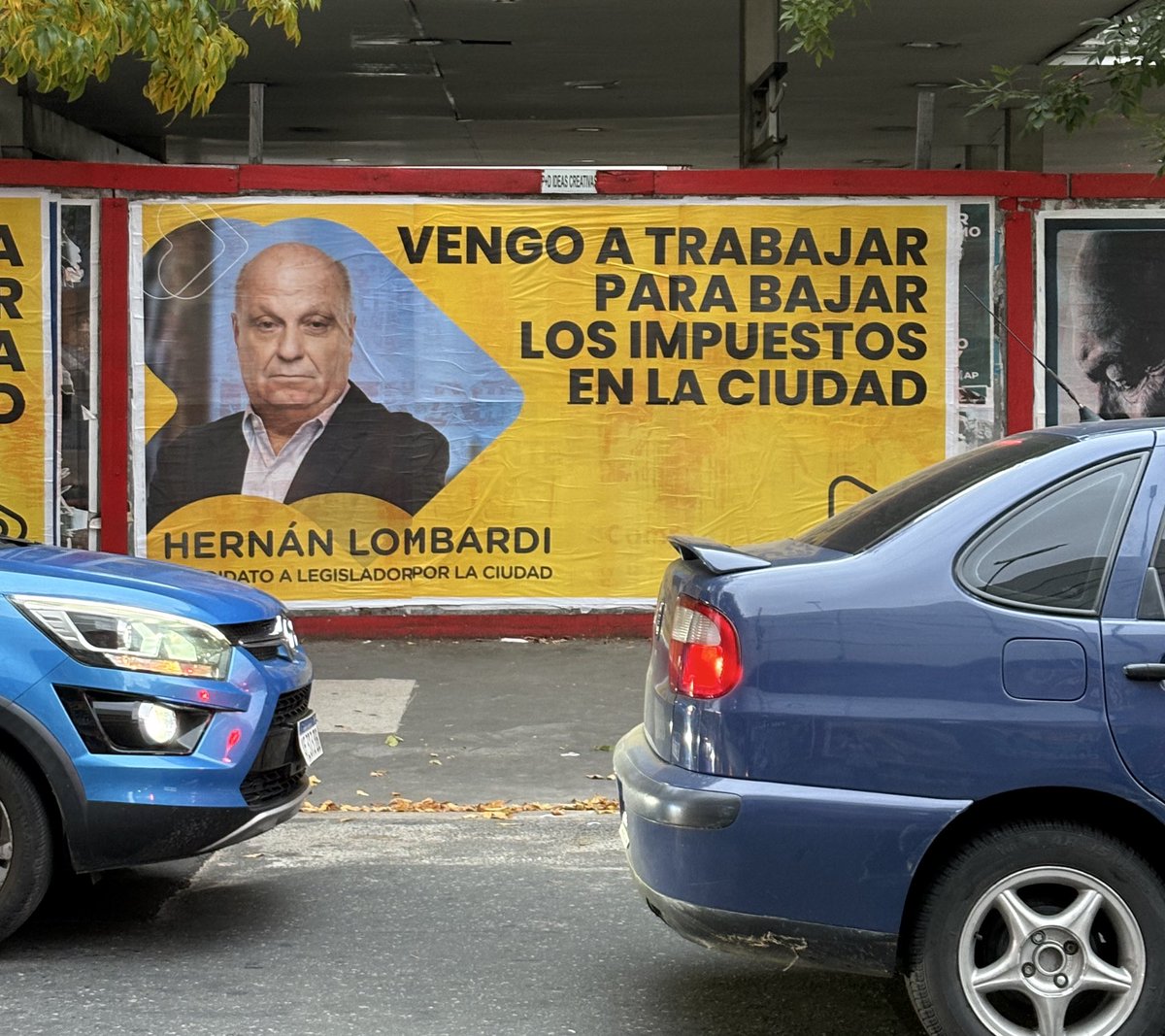 PregoneroL's tweet photo. Acá dice Lombardi que si votas la lista del PRO va a trabajar mucho para bajar los impuestos que puso el PRO en una ciudad donde gobierna el PRO y que podria AHORA MISMO votar la baja de impuestos. https://t.co/DqThiwDfnt