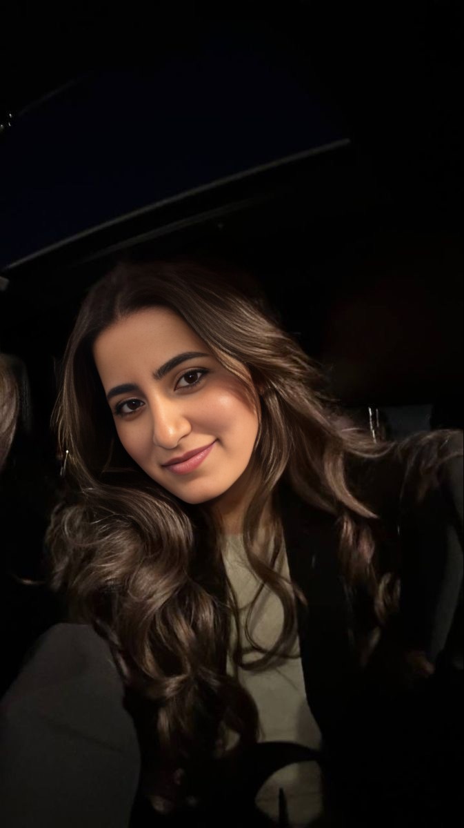 الأميره وصيفه tweet media