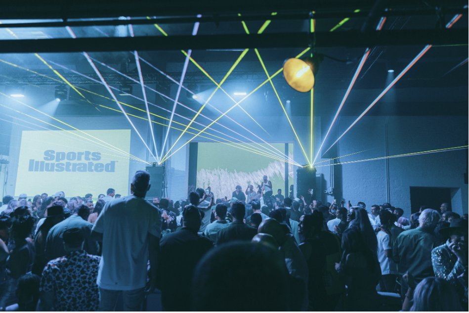 Reminiscing on last year’s Revel at the Races party’s vibrant atmosphere. ⚡