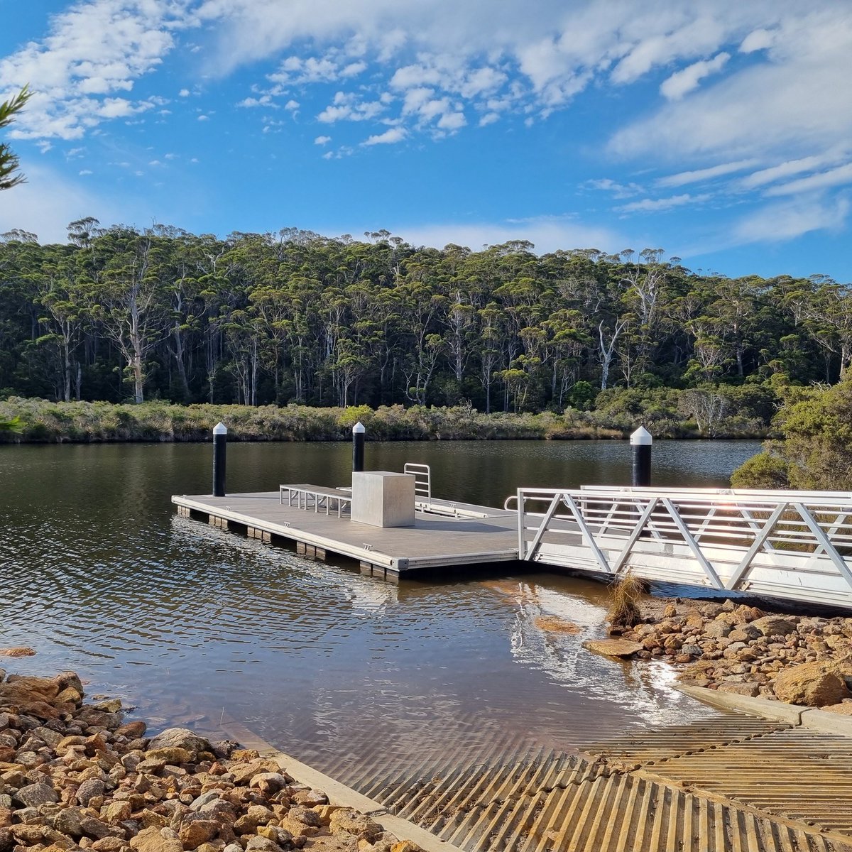 Upgrades have been completed at the WA’s Valley of the Giants and the Walpole and Nornalup Inlets Marine Park as part of a State funded program to make regional tourism attractions in the South West more accessible.

Find out more👉️ourwaparks.org.au/upgrading-tour…