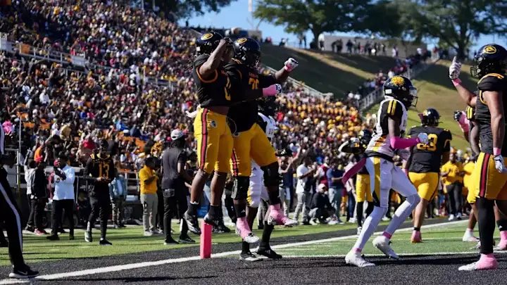 MyNameRod21's tweet image. Blessed to receive a offer from Grambling State❗️@Erik_Losey