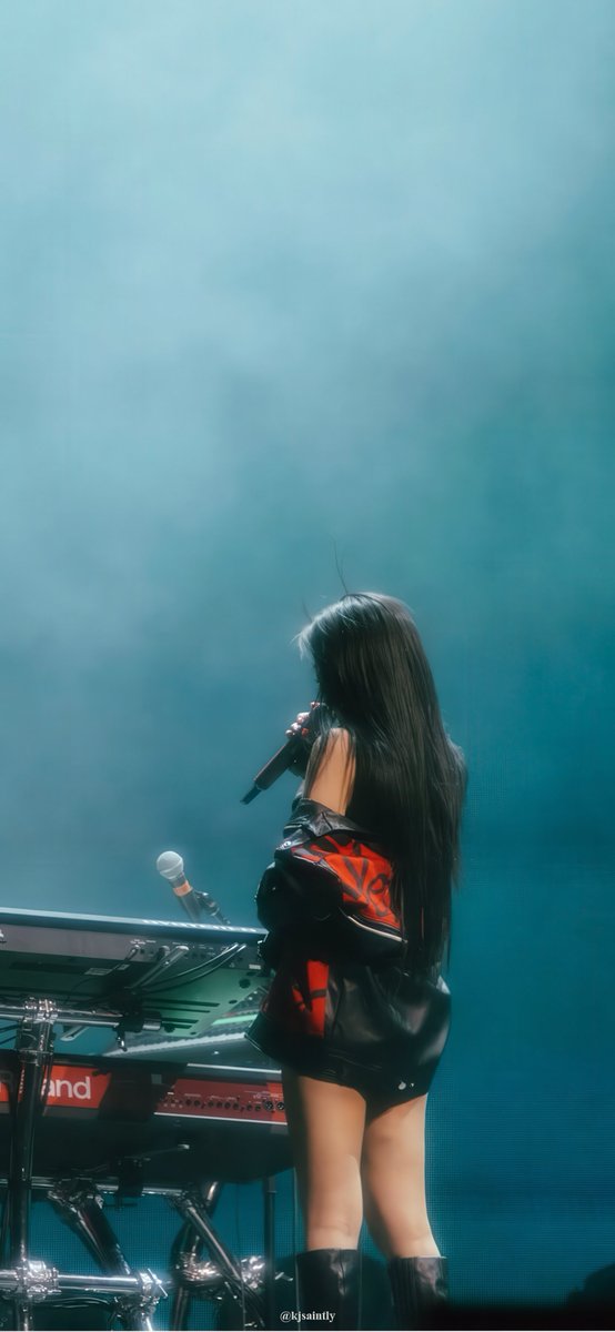 kjsaintly's tweet photo. ☆ #JENNIE LOCKSCREEN WALLPAPERS 

—⟢ (4K) extended | clean
—⟢ IG UPDATE | #KIMJENNIE #제니 #김제니 #BLACKPINK https://t.co/kQf8B2AInf