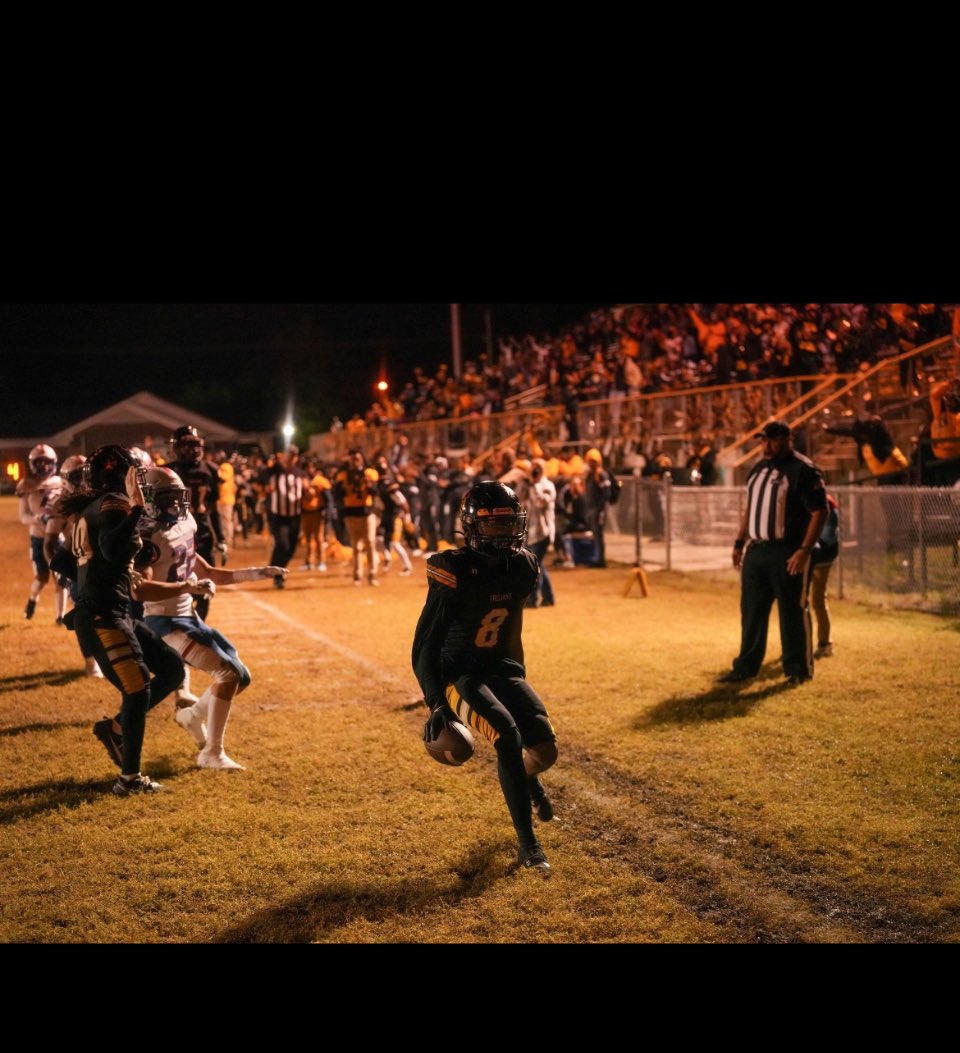 Check out this Diamond in the Rough, Zy’Lon Alexander out of Ferriday High School. You can read more about him here.

gridironfootballusa.com/ditr-rb-zylon-…