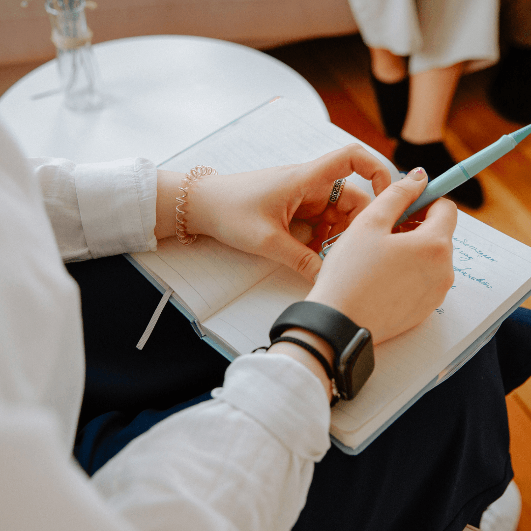 spokenbalance's tweet photo. Sometimes the biggest barrier to therapy is finding a provider who accepts your insurance. Spoken Balance is proud to be insurance-based, including Medicaid, so y ... https://t.co/46YHjOiMeo