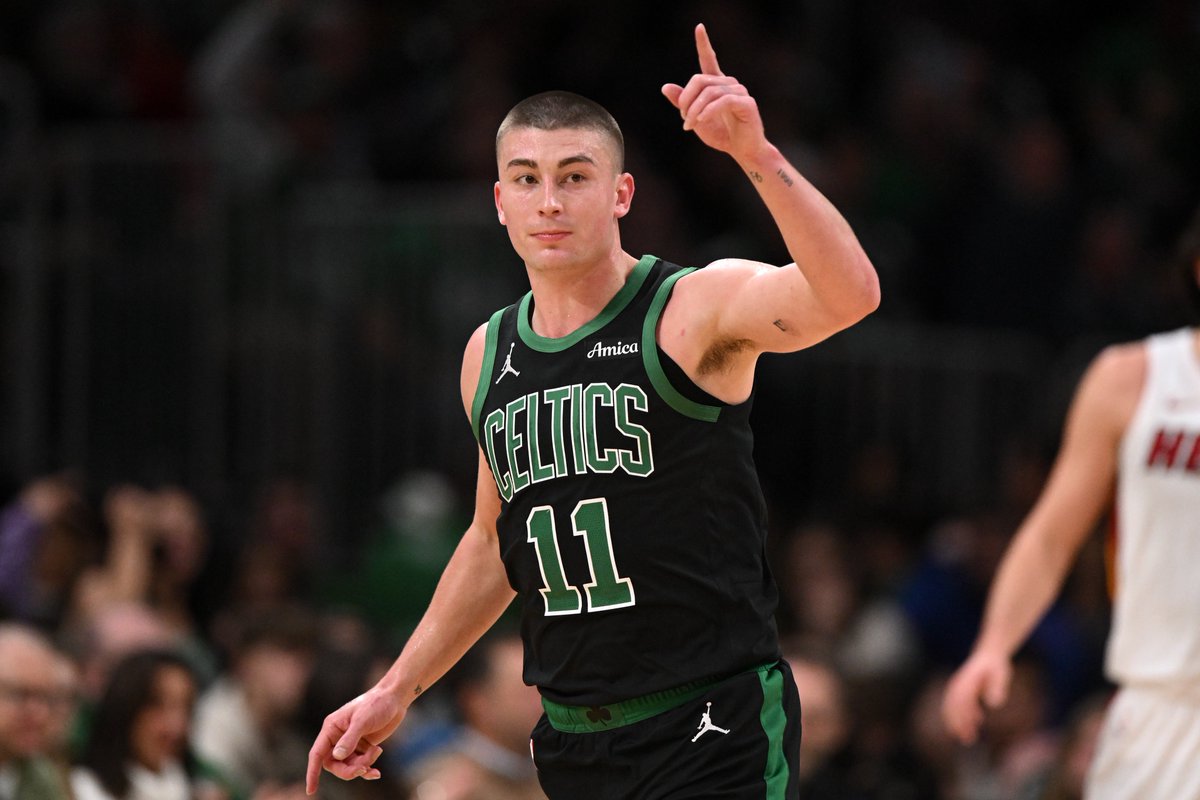 taylorcsnow's tweet image. Charles Barkley with a great perspective on Payton Pritchard earning – truly earning – Sixth Man of the Year:
"You know what’s really cool about that situation? He built his game. He made himself a hell of a player. A lot of guys come in, they got all the hype and everything,…