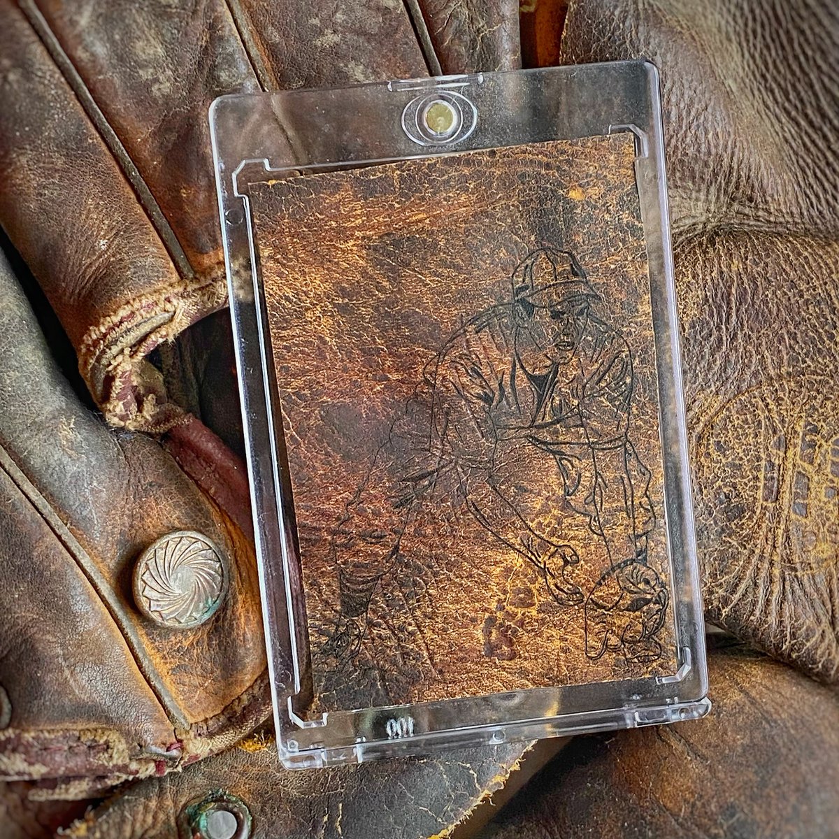 NeonBlackTiger's tweet image. Excited to drop the twelfth truly unique 1/1 card collab with Pastime Woodcraft. It has been rad working together on this project. This time is is Mr. Shortstop, Martin Marion. Marty was pivotal in the St. Louis Cardinals' dynasty in the 1940s, which saw them win three