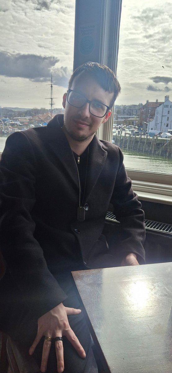 Red_Reaper2001's tweet image. Well @_Worset_  we did it two years together full of laughter as quite frankly you've made me laugh harder than anyone ever has in my life and while we had our struggles in our personal lives I can't imagine anyone else I'd rather be with I love you dork my dearest my darling 🖤