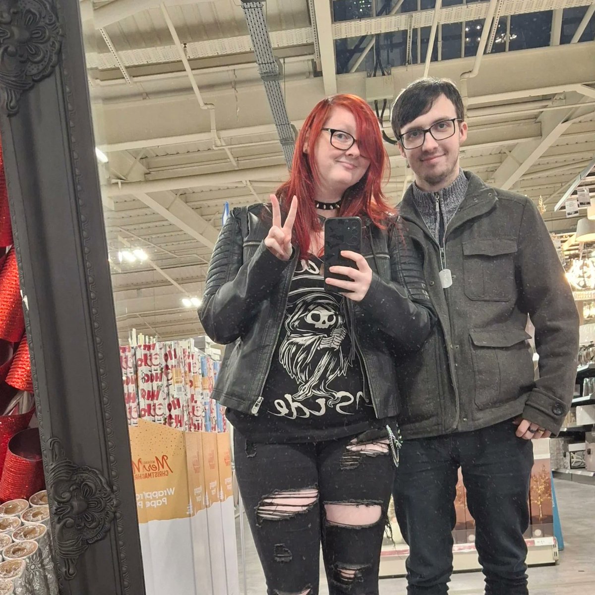 Red_Reaper2001's tweet image. Well @_Worset_  we did it two years together full of laughter as quite frankly you've made me laugh harder than anyone ever has in my life and while we had our struggles in our personal lives I can't imagine anyone else I'd rather be with I love you dork my dearest my darling 🖤