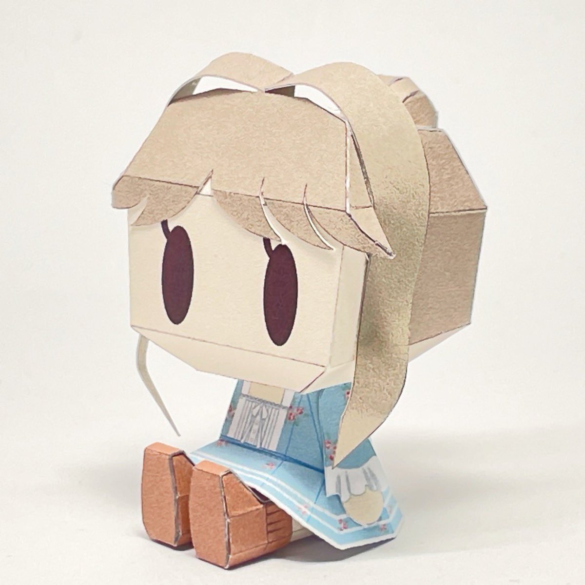 「ミリオン組と広ちゃんはちゃんとした展示は初めてかも。」|ガーベラのイラスト