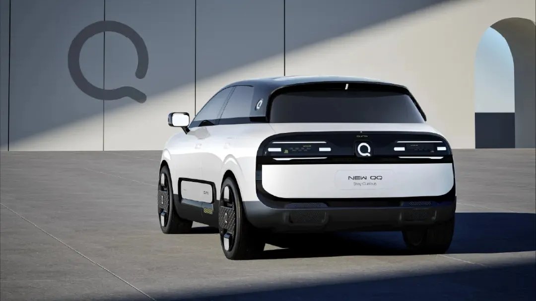 InsideChinaAuto's tweet photo. Another day, another new Chery brand, this time spinning out their QQ model into a line of its own. 

This is the QQ Qurio Concept, and it looks pretty neat,  despite looking like the sloth from Zootopia.

A competitor for funky cars like the smart #1 on the face of things. https://t.co/mBWqurddCP