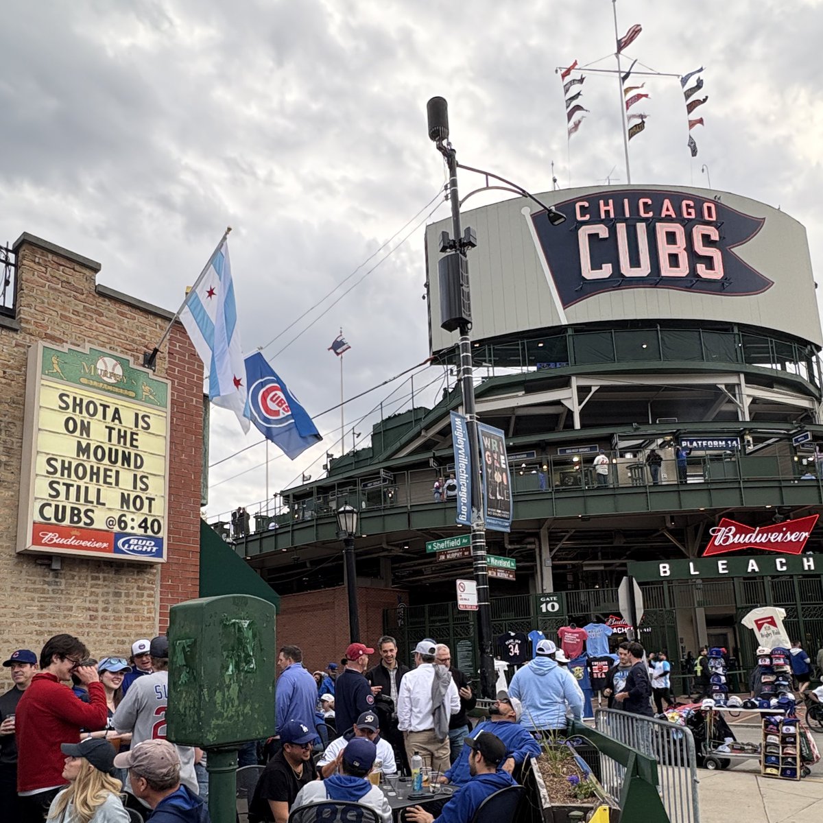 murphysbleacher's tweet photo. Hey, what do you know… we’re playing the Dodgers again… https://t.co/WqsbO9YYbJ