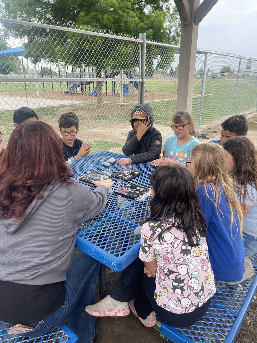 SUMMIT COLLEGIATE HIGH SCHOOL (@summiths_bears) on Twitter photo Our CTE students are gaining valuable experience while working in the gardens at various elementary school sites! 🌿🌻 From planting to maintaining garden spaces, they’re building skills & making a positive impact in our community.
#CTE #HandsOnLearning <a href="/BurtonSchools/">Burton Schools</a> Our CTE students are gaining valuable experience while working in the gardens at various elementary school sites! 🌿🌻 From planting to maintaining garden spaces, they’re building skills & making a positive impact in our community.
#CTE #HandsOnLearning <a href="/BurtonSchools/">Burton Schools</a>
