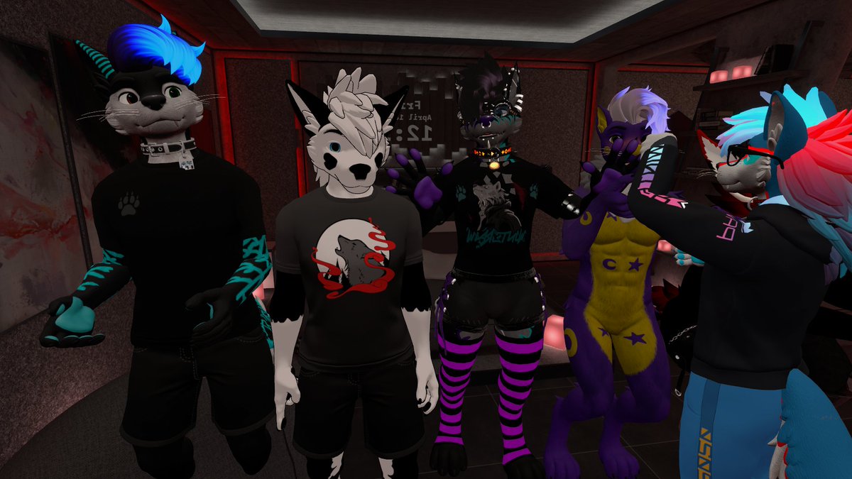 FIREBALL WOLF (@fireballwolf) on Twitter photo 