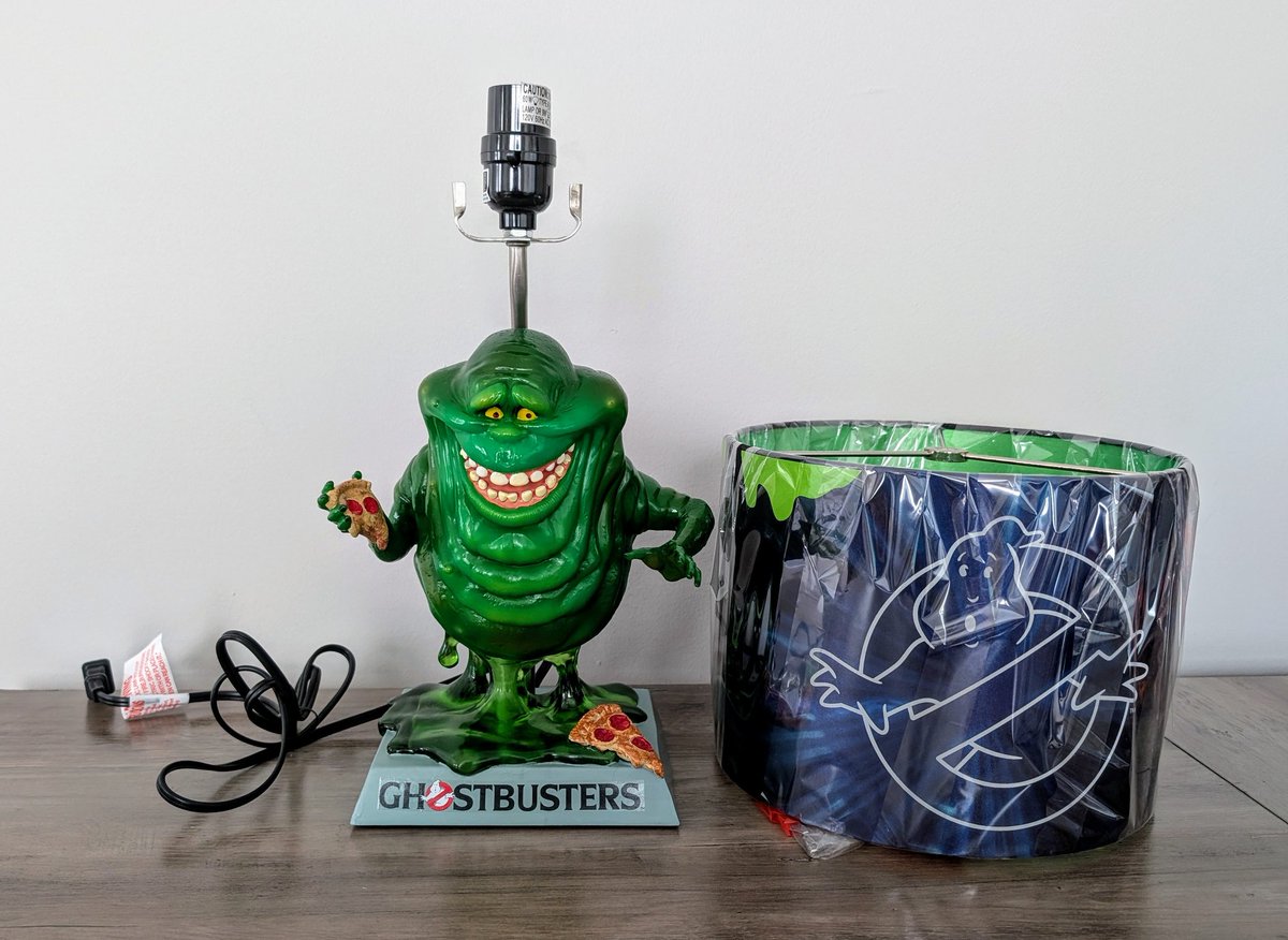 <a href="/TGNCards/">Tyler 🃏</a> Trying this one out. The Bradford Exchange Ghostbusters Sculpted Slimer Table Lamp Glows 3 Ways. Brand New never used still in original plastic. It's limited edition. Only way it's getting sold is for $200 shipped. Hit me up if interested. More pics if interested.