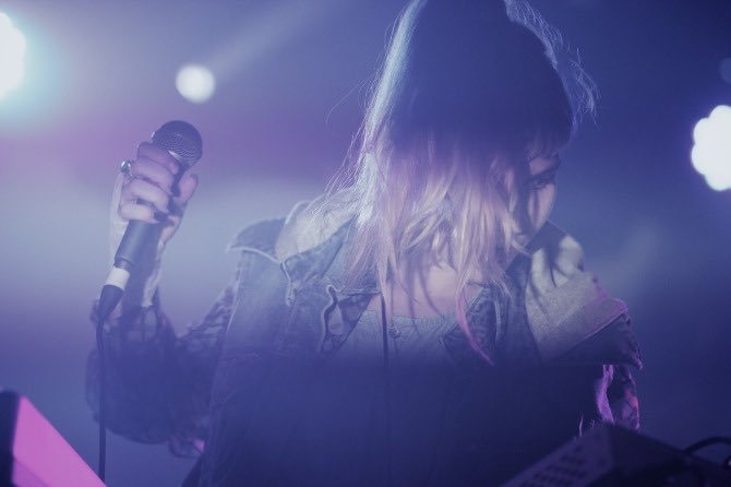 hourlygrimes's tweet image. 