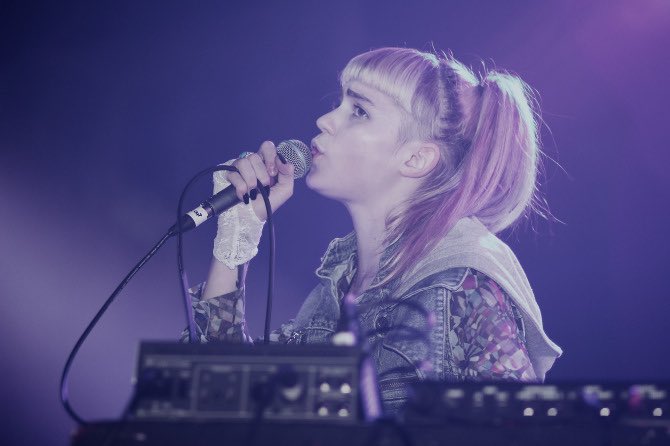 hourlygrimes's tweet image. 