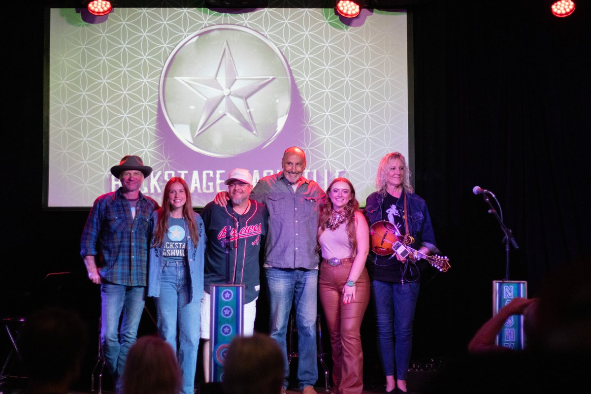 Backstage Nashville™ (@backstagenash) on Twitter photo Check out photos from #BackstageNashville with
<a href="/SJmcdonaldmusic/">SJ McDonald</a>, <a href="/RayStephenson/">Ray Stephenson</a>, #BenWilliams, #MarkDSanders, and <a href="/gloriaandersonm/">Gloria Anderson</a> facebook.com/BackstageNashv…!
📸 : #ElliottPrather
<a href="/3rdandLindsley/">3rd and Lindsley</a> <a href="/devonoday/">devonoday</a> Check out photos from #BackstageNashville with
<a href="/SJmcdonaldmusic/">SJ McDonald</a>, <a href="/RayStephenson/">Ray Stephenson</a>, #BenWilliams, #MarkDSanders, and <a href="/gloriaandersonm/">Gloria Anderson</a> facebook.com/BackstageNashv…!
📸 : #ElliottPrather
<a href="/3rdandLindsley/">3rd and Lindsley</a> <a href="/devonoday/">devonoday</a>
