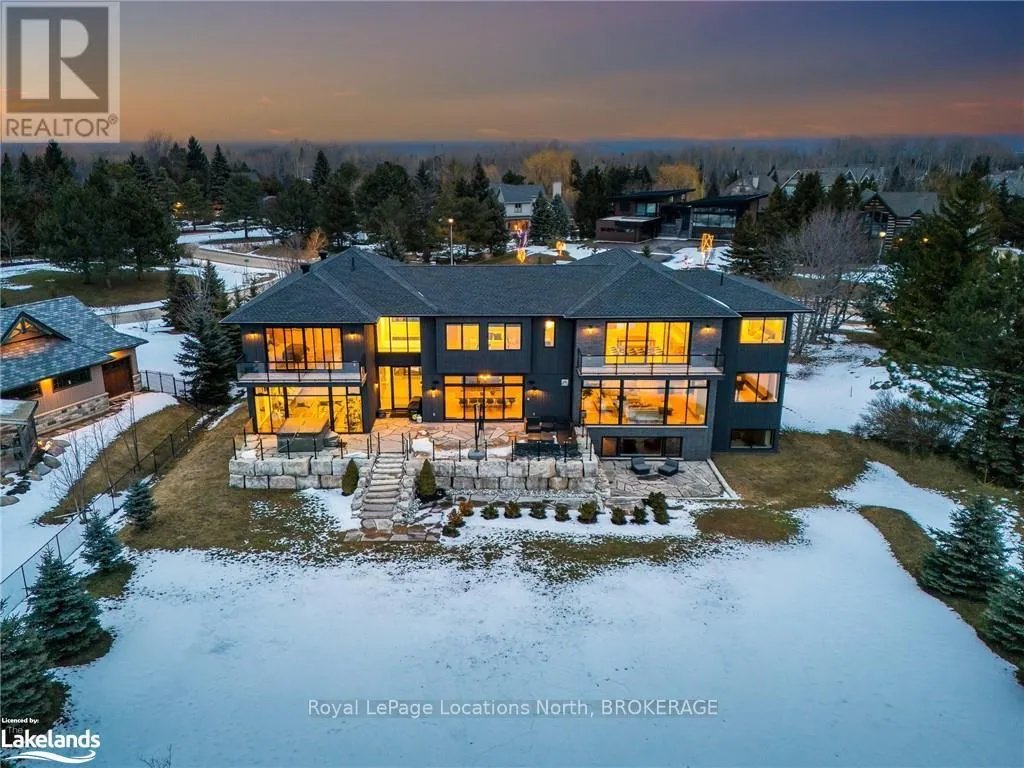 LUXRE's tweet photo. The Blue Mountains, ON, Canad - $5,985,000 CAD https://t.co/xwpWZdKEkI https://t.co/pxet2CKwUC